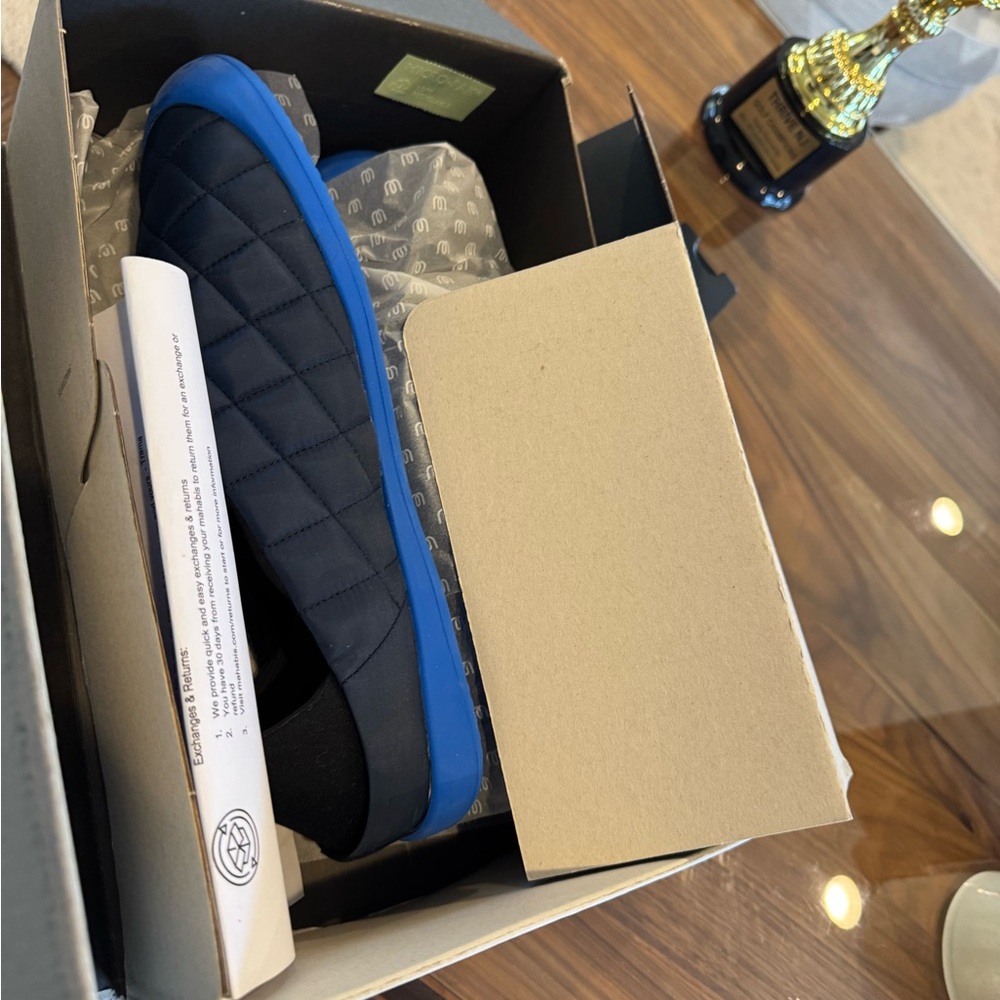 Mahabis Curve Quilted Slippers - Dark Navy and Blue - Picture 4 of 5
